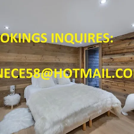 Chalet De Prestige Confortable Et Renove Courchevel
